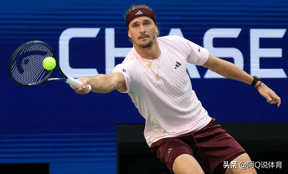 Zverev Beats Khachanov 3-0 in US Open Semifinal, One Win Away from the Title